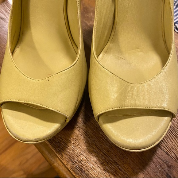 Nina Ricci designer chartreuse leather platform open toe heels made in Italy 39 - Picture 16 of 16